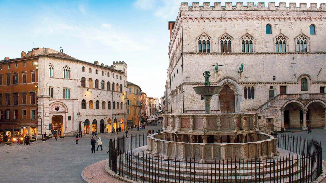 Perugia, raccontiamola tra arte, festival, itinerari e storia etrusca