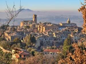 Bettona, il balcone etrusco