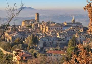 Bettona, il balcone etrusco