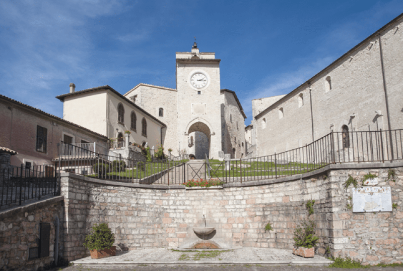 Gite d’estate in Umbria, 3 luoghi da esplorare a Monteleone di Spoleto